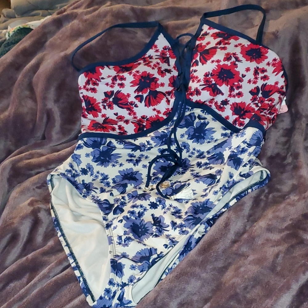 Gibson Latimer women's floral 1 piece bikini XL